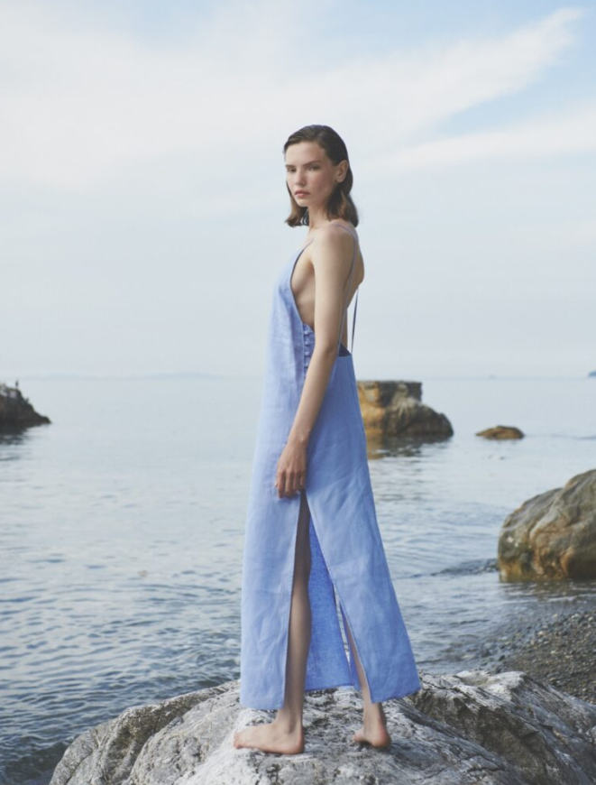 Askılı Mavi Elbise