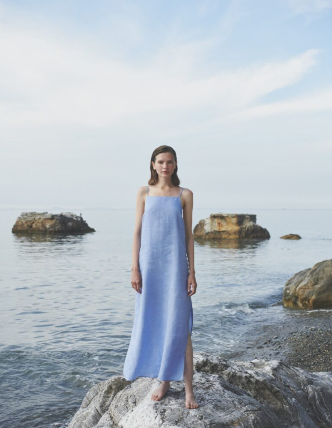 Askılı Mavi Elbise