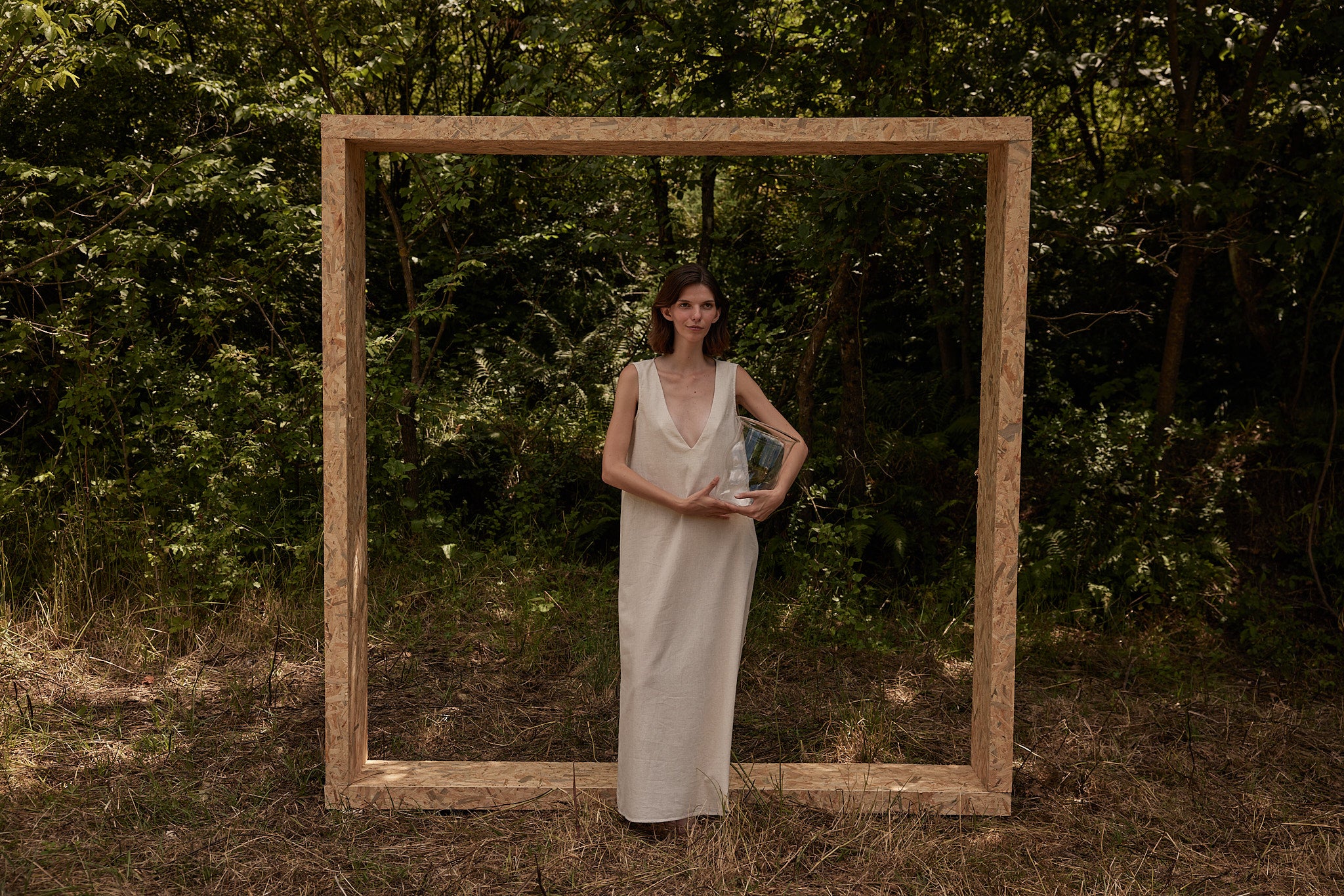 Kolsuz V Yaka Elbise